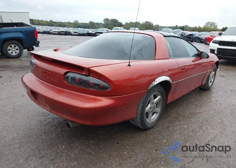 2002 Chevrolet Camaro z USA, uszkodzony, nr VIN 2G1FP22KX22156444